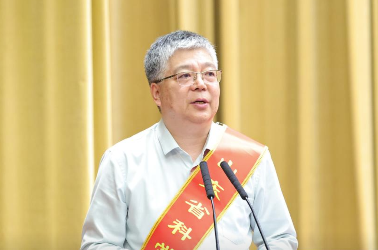 数论之冠耀齐鲁——记山东省科学技术最高奖获得者刘建亚教授