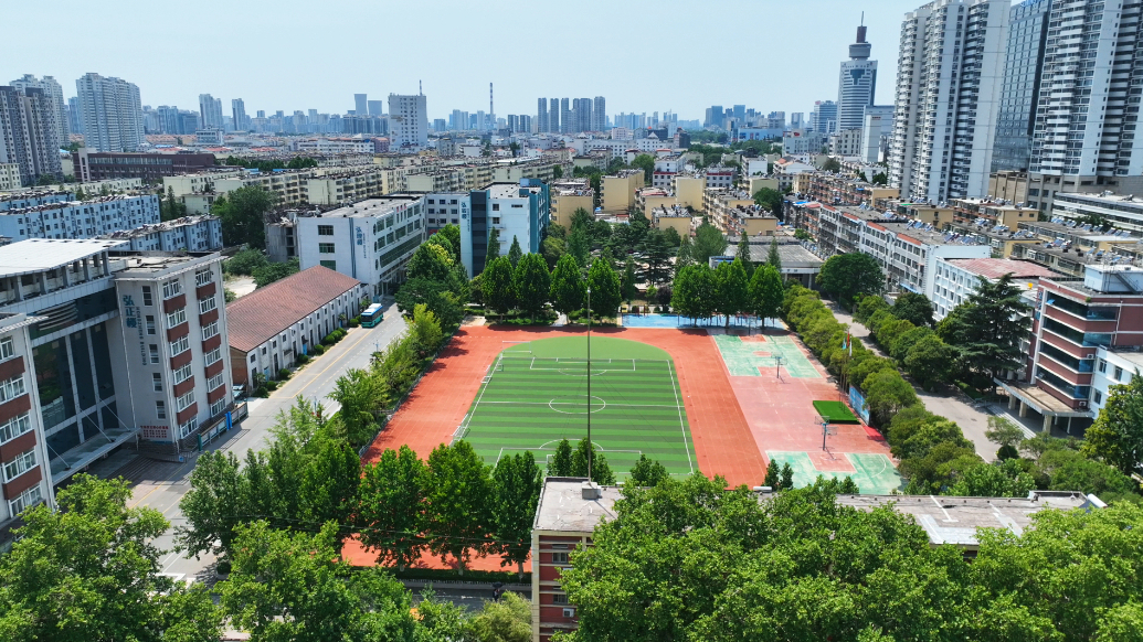 果然视频|校长带你逛校园之济宁市第七中学