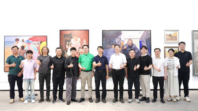 八校学生美术精品展在清照泉城举行，“艺术与文旅融合”收获多赢