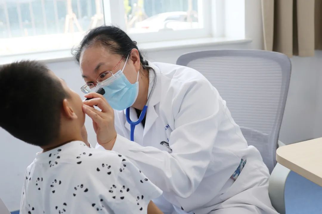 夏季儿童呕吐腹泻高发？三甲坐诊专家揪出三大“元凶”
