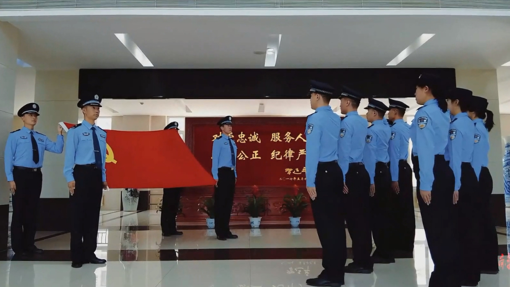 果然视频丨济南特巡警的“那一天·每一天”