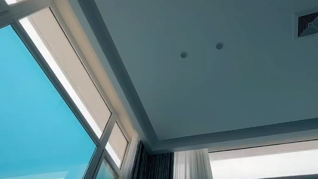 果然视频｜南隍城“宝藏酒店”设计超长玻璃窗，海岛风光尽收眼底