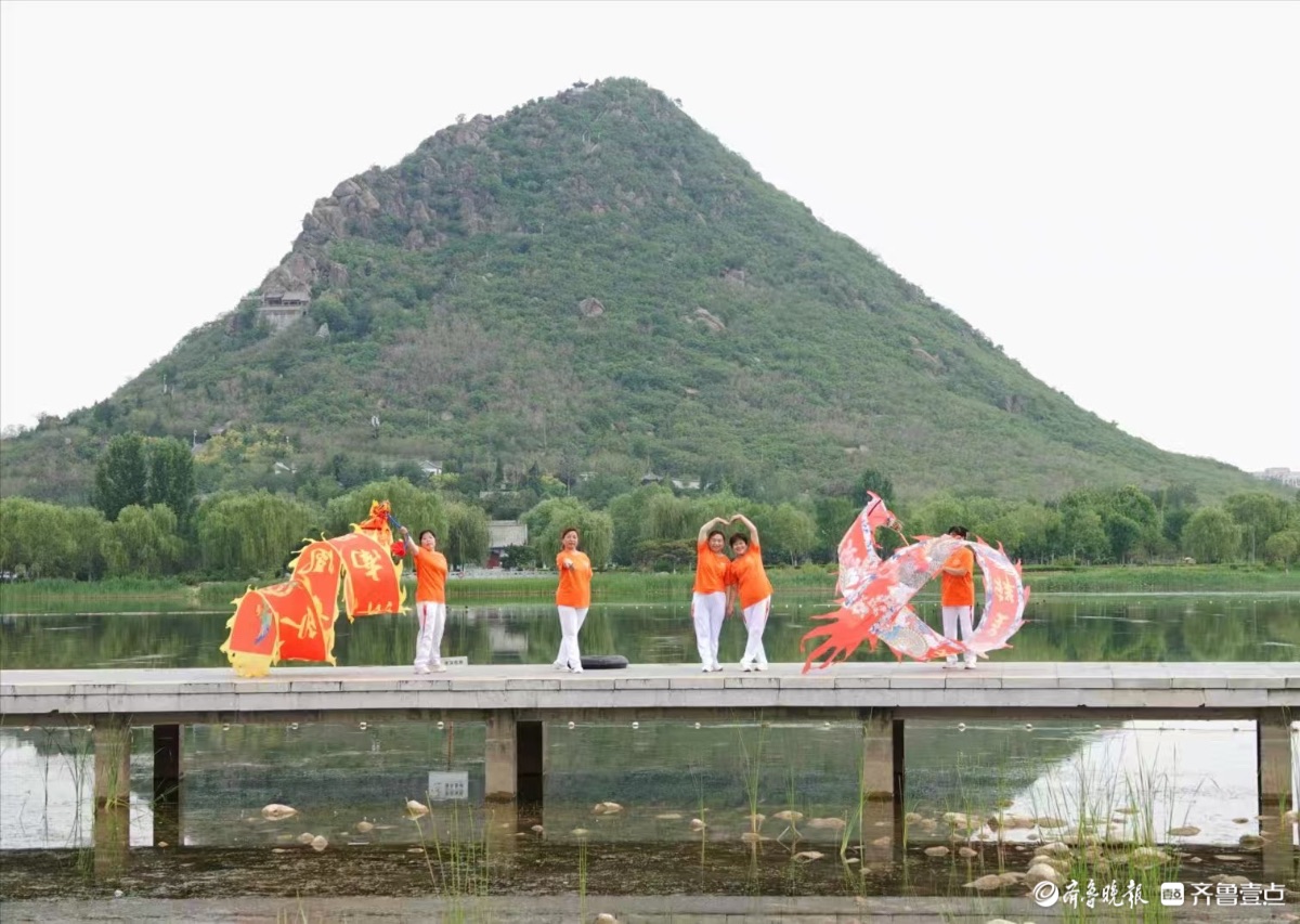 行摄华山——舞龙欢庆 