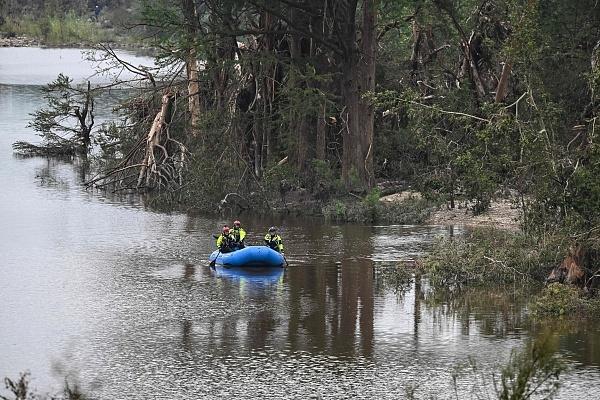 美国得州洪灾已造成至少82人死亡