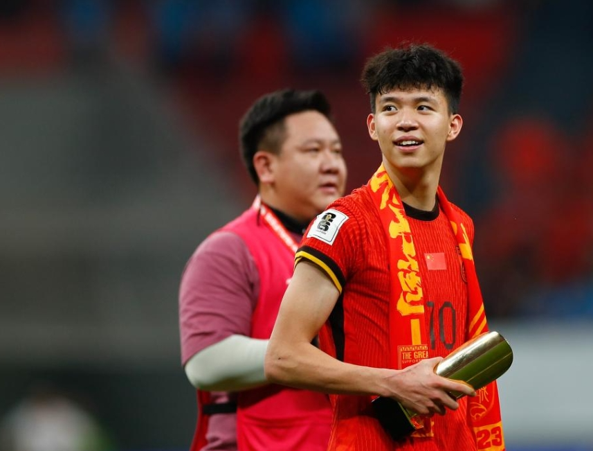 东亚杯|中国队对阵韩国队首发阵容出炉，王钰栋能否再立新功？
