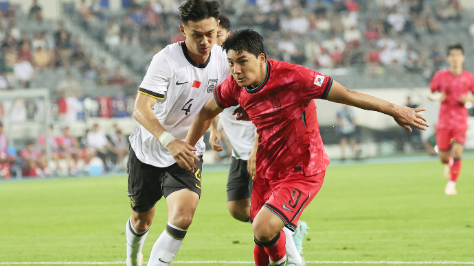 东亚杯|国足首战0：3不敌韩国，比分并不意外，奋起时不我待