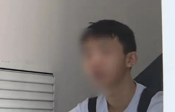 尖子生沉迷手机高考575分被赶出家门，父母决绝“治”不好孩子