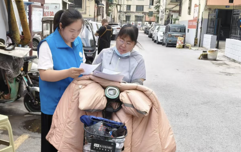守护女性健康权益，济阳街道南门社区开展两癌筛查宣传活动