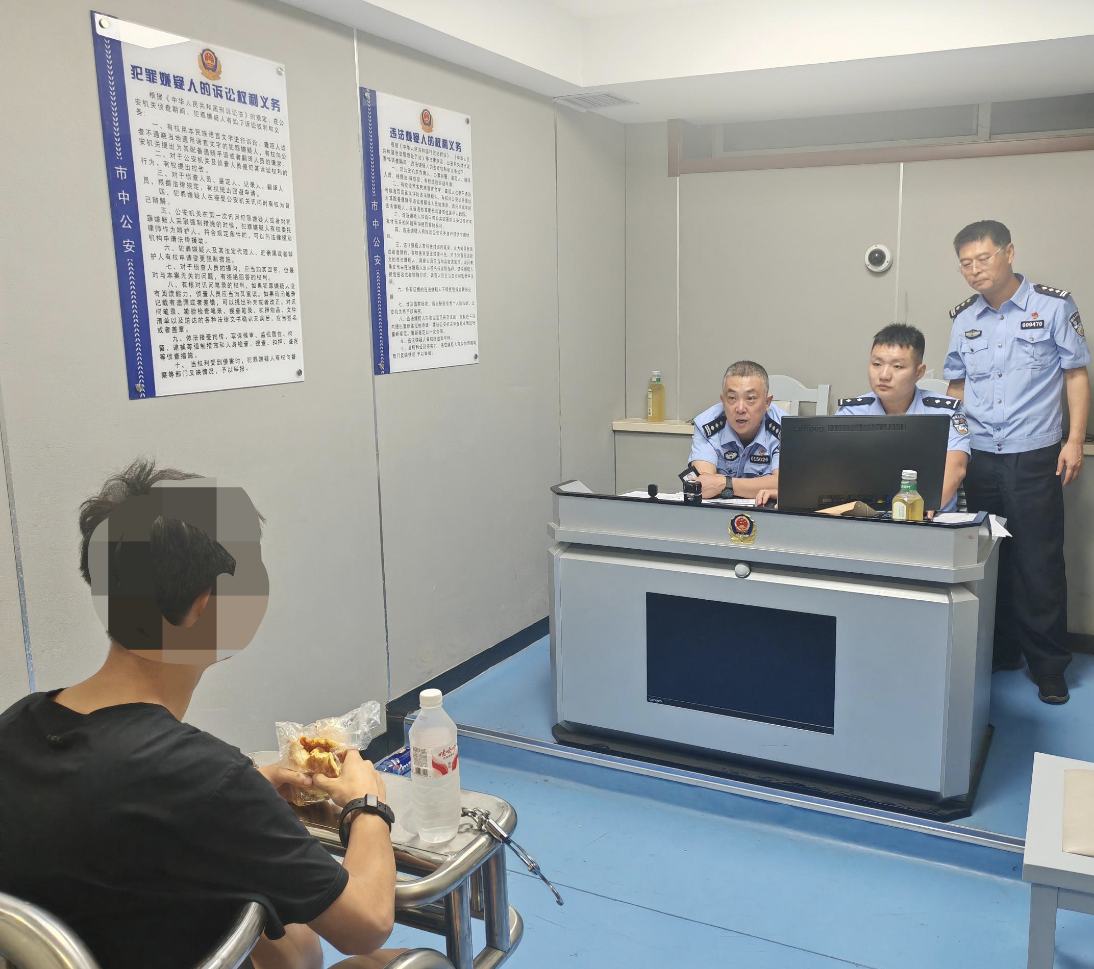 7岁女童给主播打赏超万元，家长想追回钱款又遭“假客服”诈骗