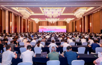 云门酒业潘学森、武金玲获聘中国食品工业协会“首席酒体设计师”