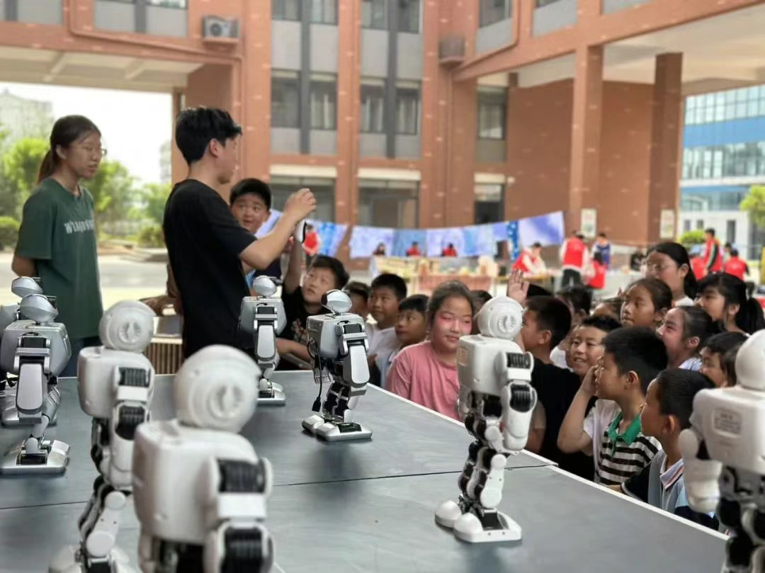 泰安市泰山区第二实验学校：科技赋能成长 人文奠基未来