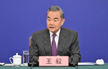 王毅：和平、稳定与合作应成为南海叙事的主流