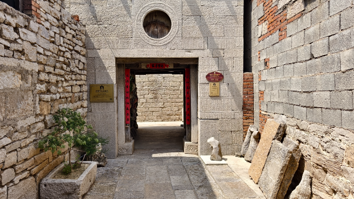石屋石桥石井窑洞大石佛，把历史和文化镌刻在石头上的长清土屋村