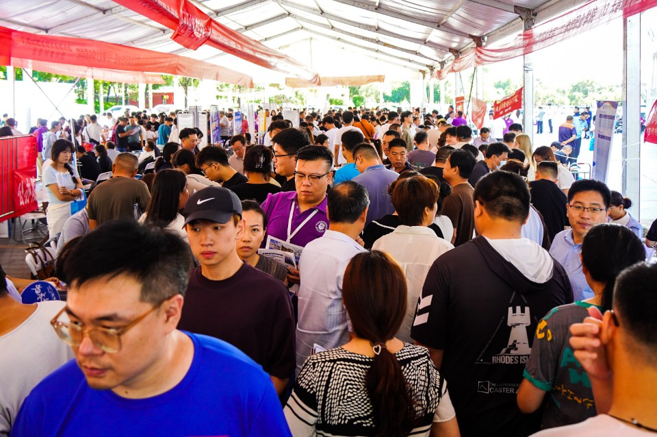 专科志愿咋报，这里可以现场支招