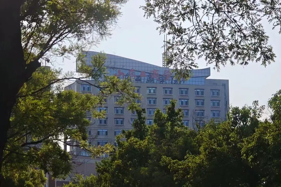 山东工商学院2025级新生9月7日报到