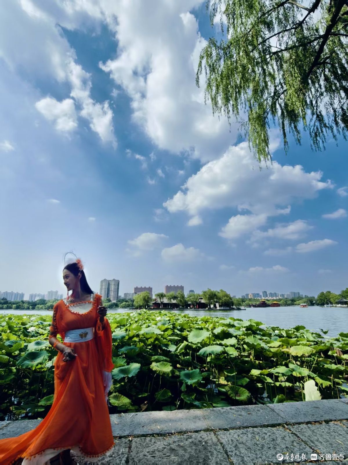 来济南看明湖美景