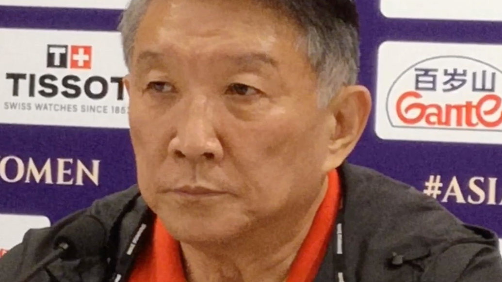 果然视频|宫鲁鸣谈双塔：进攻上效果很好，防守端仍有漏洞需弥补