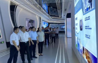 梦响海右！济南市莱芜区青年人才及留学归国人才座谈观摩会举行