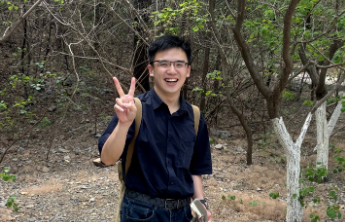 真诚帅气！95后男教师在千佛山相亲大会期待同样优秀的你