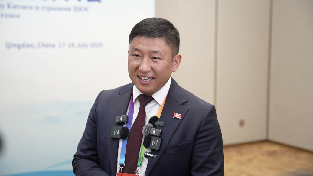 果然视频丨“哈啤酒，吃蛤蜊！”吉尔吉斯斯坦国会议员青岛秀中文