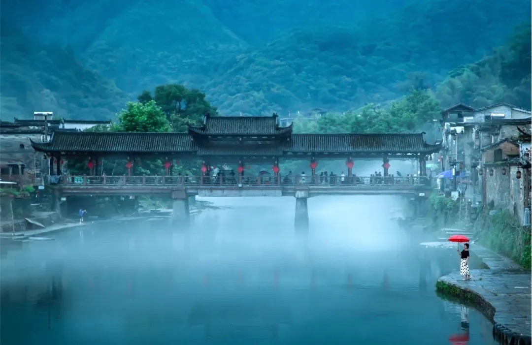 突然收费引不满，乡村景区应如何与原住村民共生？