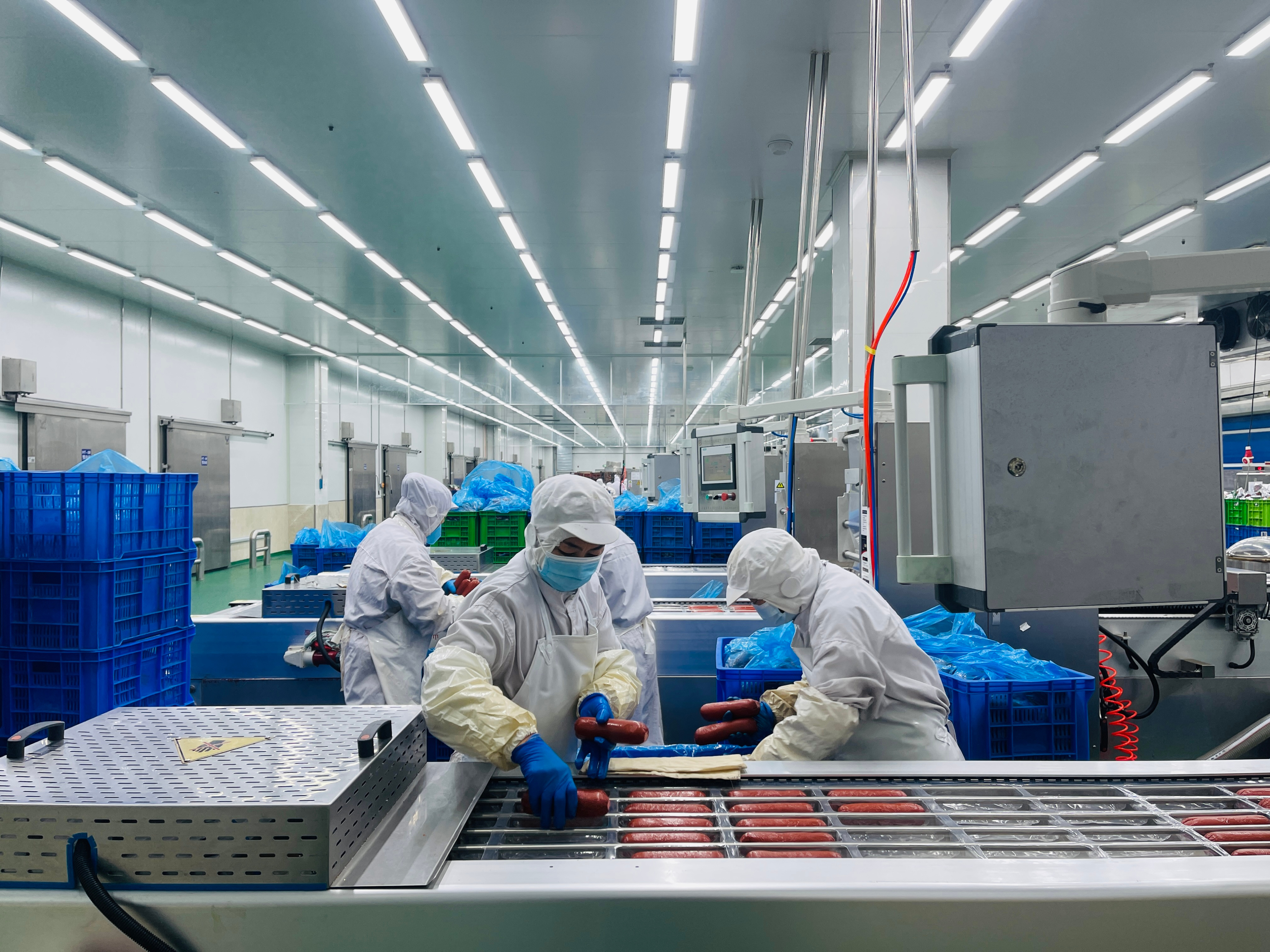 莱阳市预制菜企业已突破300家，产能与产值分别达到百万吨、170亿元，销往50多个国家和地区