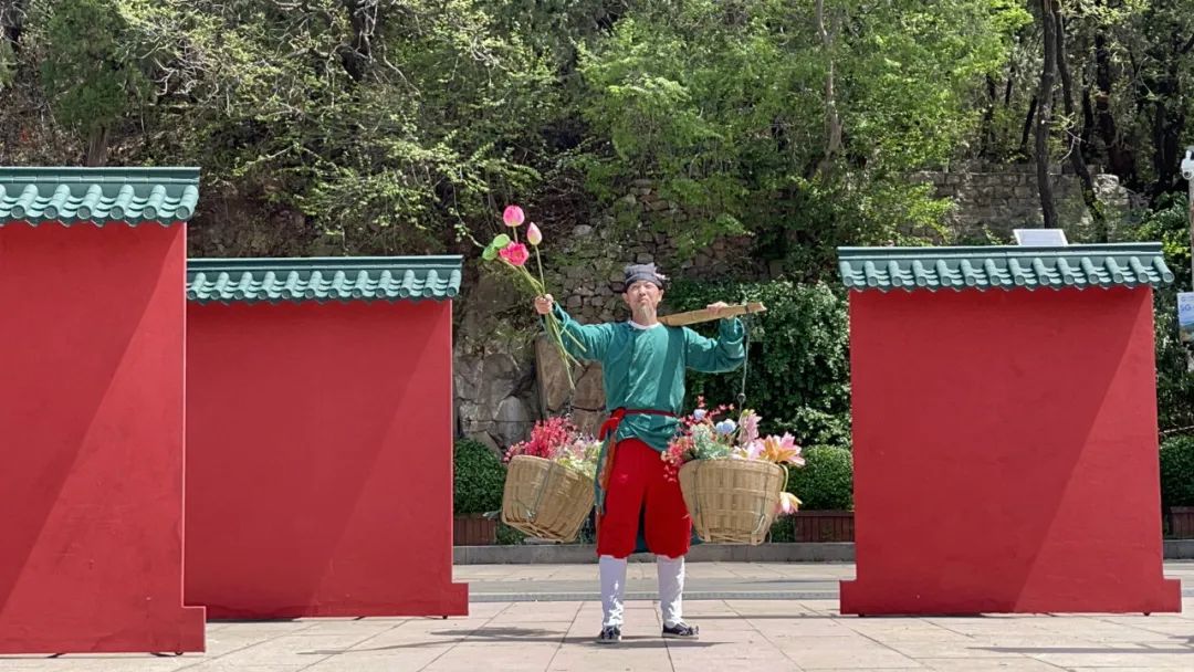 文旅观察｜“一己之力”带火景区，NPC成为景区“新基建”？