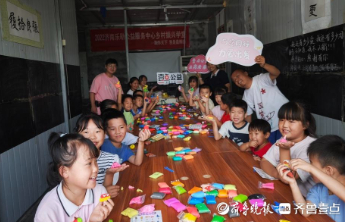 济南有个“米仓学堂”：残疾农人坚守四年，为乡村娃撑起暑期晴空