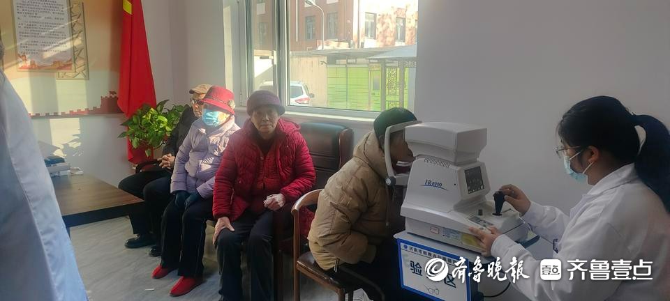 济南市行政审批服务局机关党委：用心用情用力，推动“双报到”