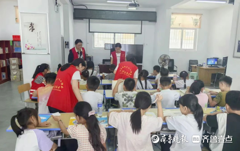 公益暑期|乐享多彩暑假，志愿者护航孩子成长