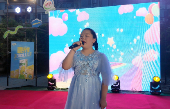 德州长河街道社区消夏音乐季走进杨庄社区