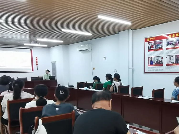 传承红色基因 弘扬时代新风——济阳街道城关社区开展红色文化宣讲活动