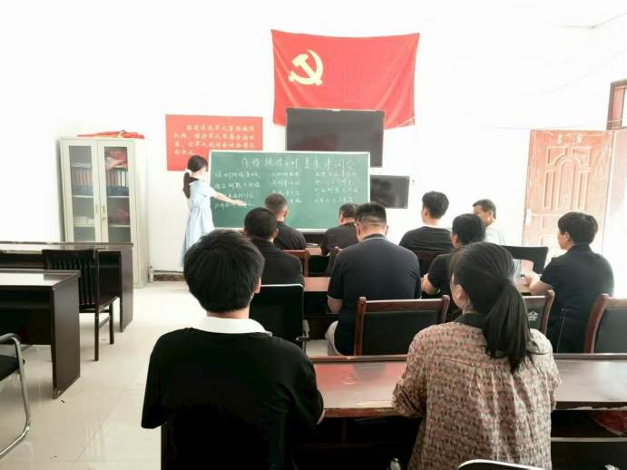 曹县仵楼镇举办“以诗为媒 共赴清凉之约”夏日诗词会