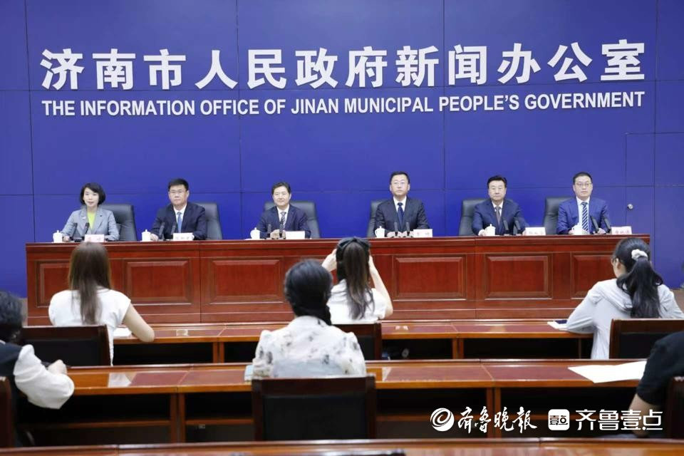 今年上半年，章丘区规上工业完成总产值658.5亿元