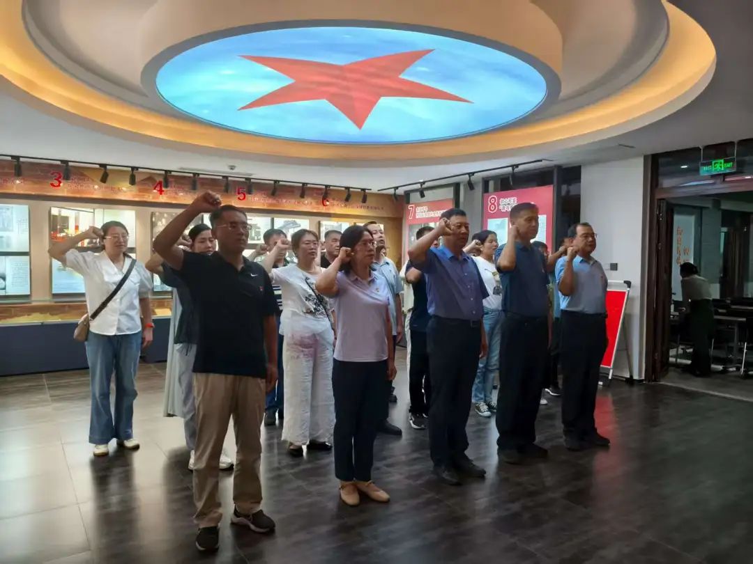 日照市委党史研究院开展主题党日活动