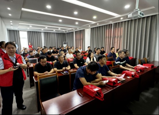 周村农商银行：党建共建送清凉 金融惠民谱新篇