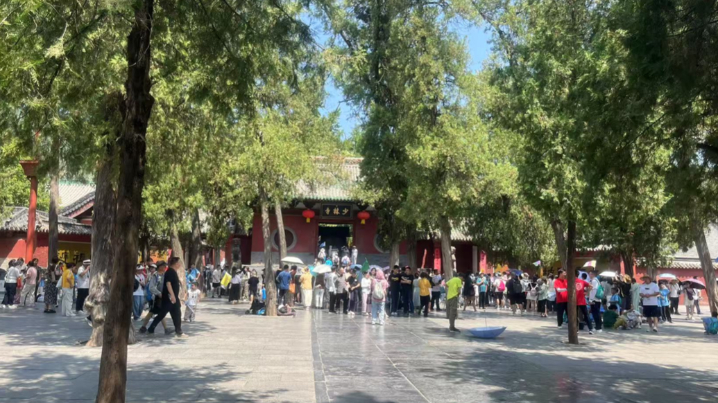 果然视频|30年争议路：释永信和他的“商业”少林寺
