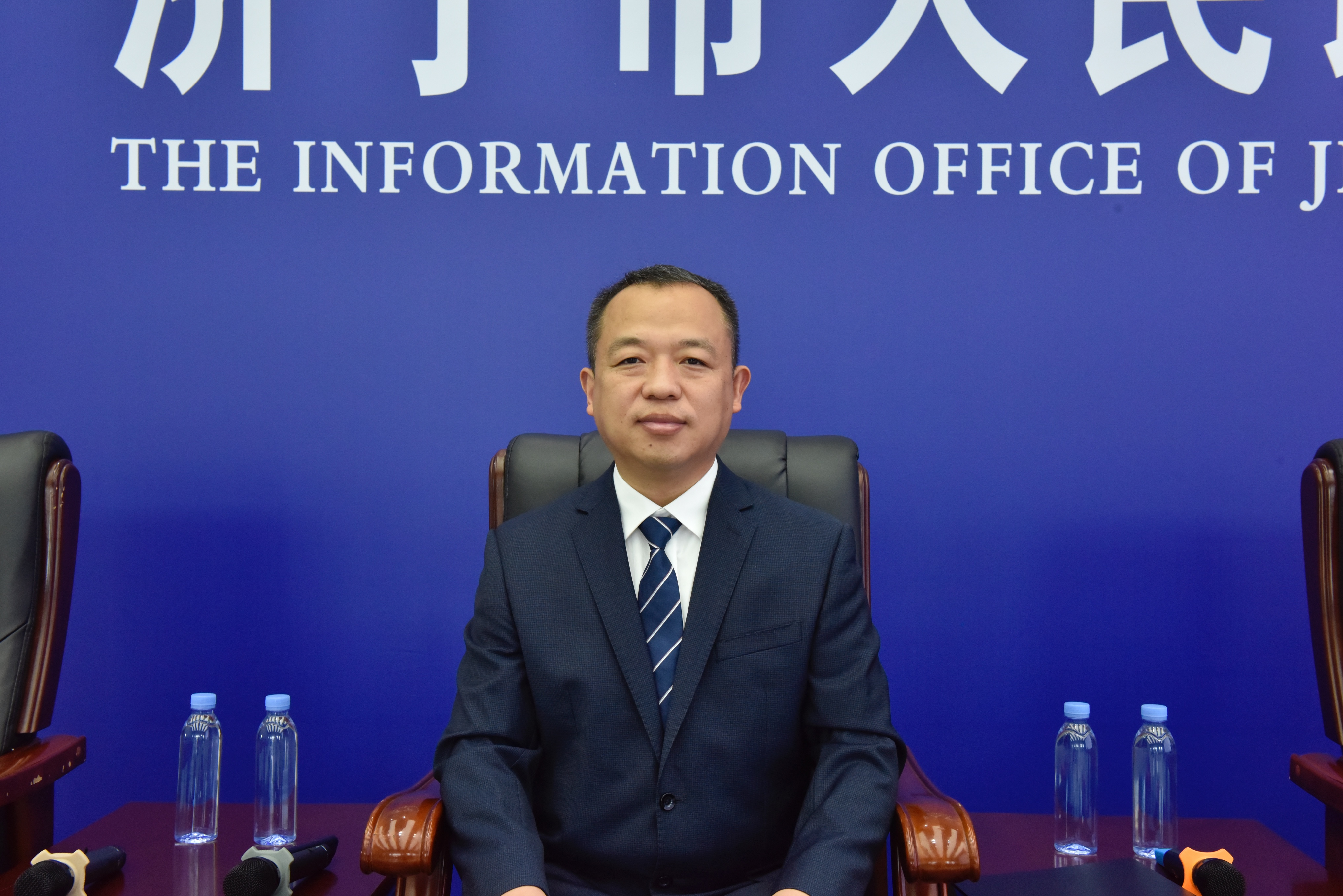 智慧港口赋能绿色航运，龙拱港引领内河船舶焕新升级