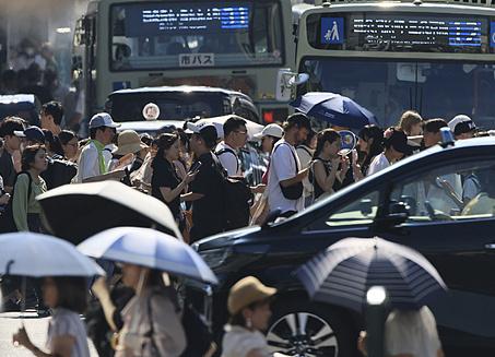 超40摄氏度，日本多地刷新高温纪录