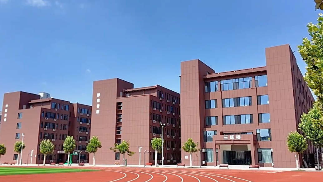 果然视频｜从课堂到生活……跟着老师镜头开启沉浸式逛校园