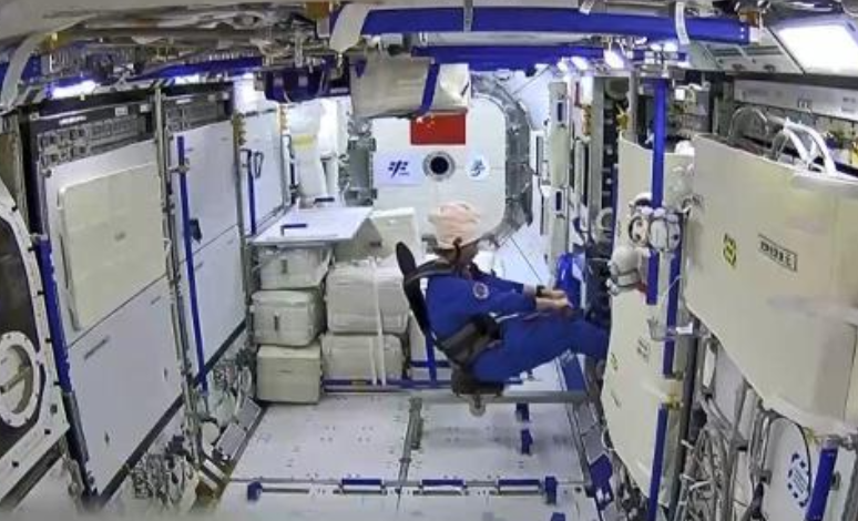 “太空健身房”里都有啥？来中国空间站看看