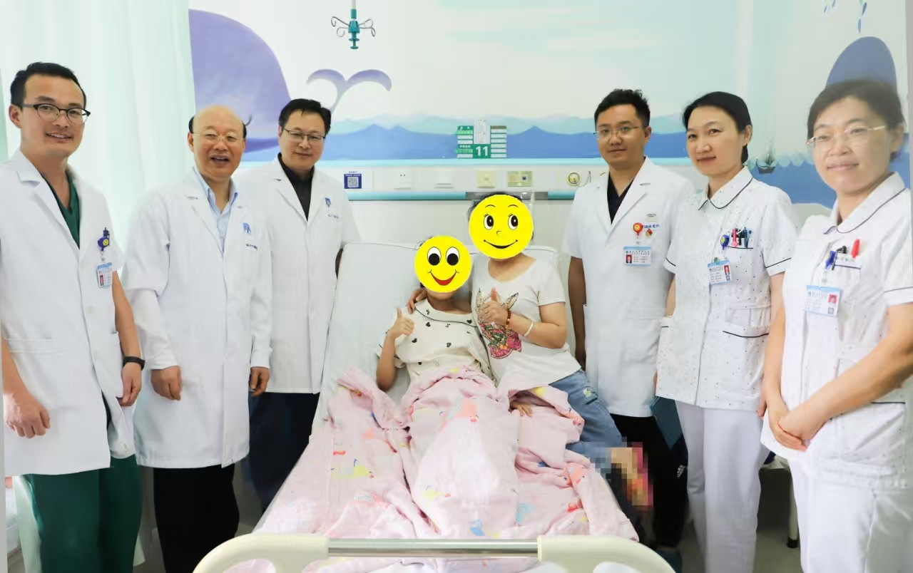 刀尖起舞，临沂市肿瘤医院多学科协作挑战13斤巨脾“生命禁区”