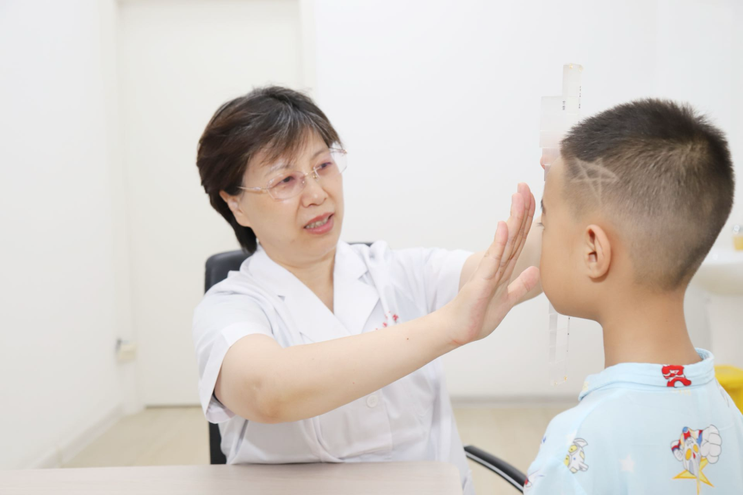 医术点亮光明，临沂市妇幼保健院眼科专家尚晔的“睛彩视界”