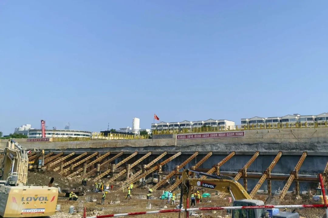 壹探轨道|济南轨道交通千佛山站TOD项目迎来重要建设节点