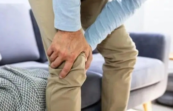 感染基孔肯雅热后关节痛会持续多久？患者可否自行用药？专家解释