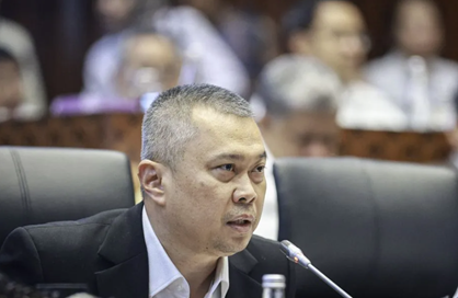 载中国等国游客快艇倾覆事故致多人死伤，印尼交通部长致歉
