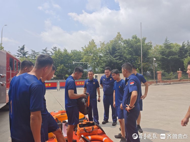 复杂水域怎么救人?青岛消防开发区大队开展专项培训