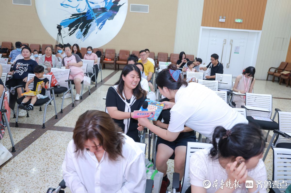 好孕俱乐部互动环节亮点多：孕妈积极参与，收获知识与惊喜礼物