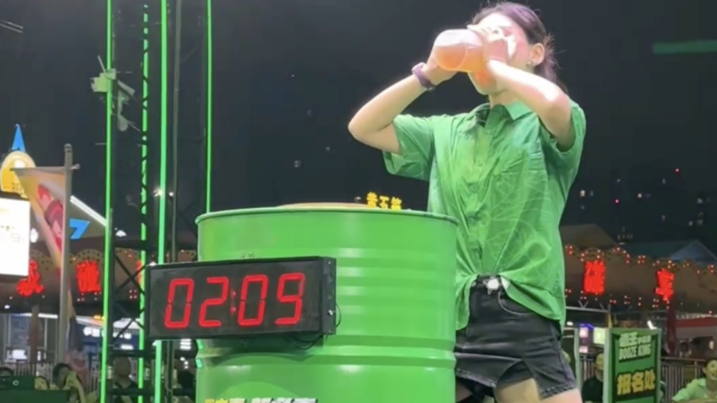 果然视频丨卫冕成功！肖肖拿下“女酒王”称号