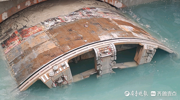 果然视频｜济南黄岗路黄河隧道贯通